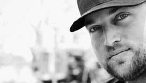 Qui est Charlie Farley ? Charlie Farley